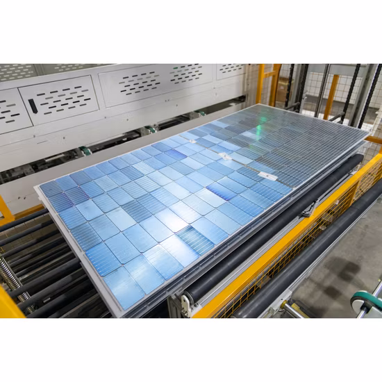 700W 690W 680W Precio barato de media celda Módulo solar fotovoltaico monocristalino Panel solar completo para sistema de energía solar