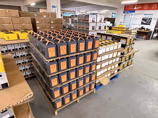 Solar Mini UPS 200W 500W 180000mAh Fuente de alimentación ininterrumpida Cargador Bancos de energía Estación de energía portátil al aire libre